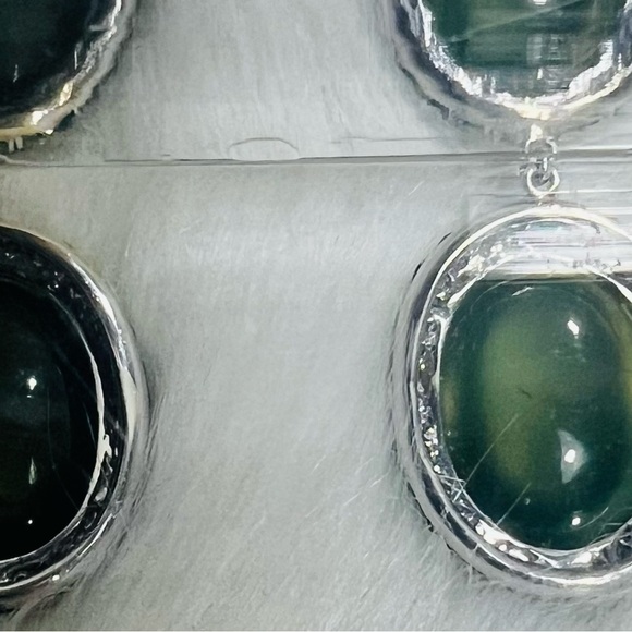 Vintage 18K white gold, Prehnite & Diamond.🤍💚 - Picture 7 of 16